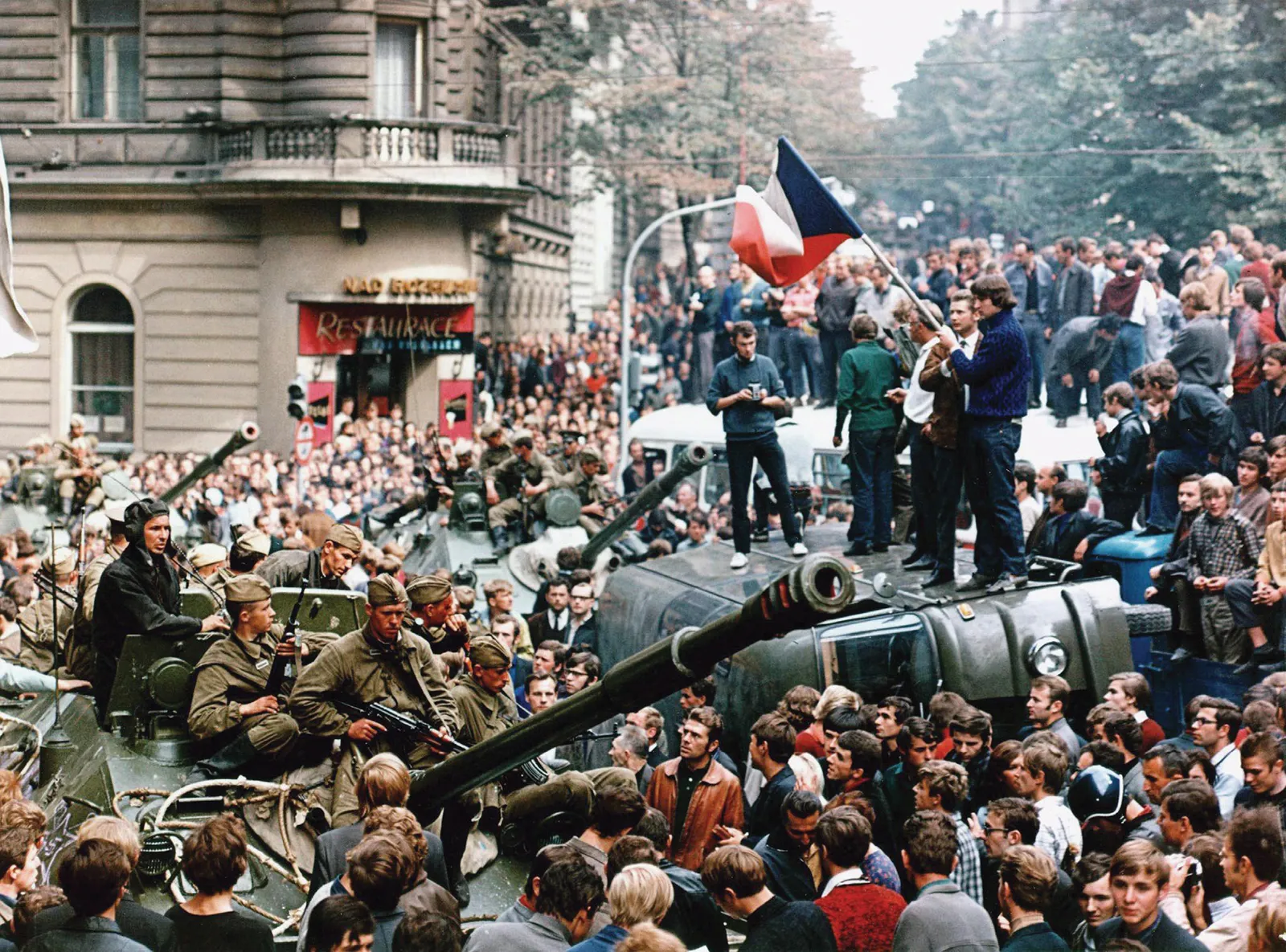 okupácia čssr vojskami varšavskej dohody 1968